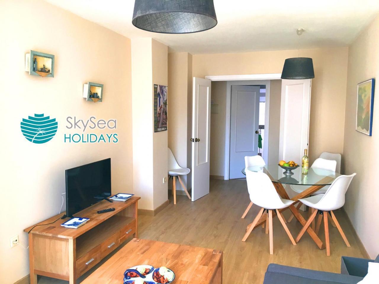 Апартаменты Skysea Holidays Malaga Alameda Экстерьер фото